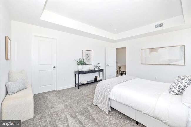 Building Photo - 1631 Blacksmith Wy