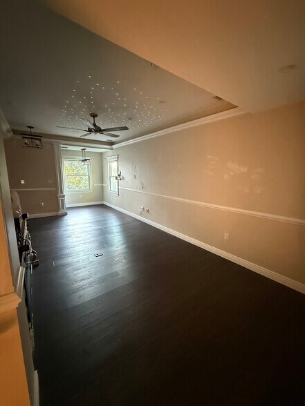 Living & Dining Area - 99 Roland St