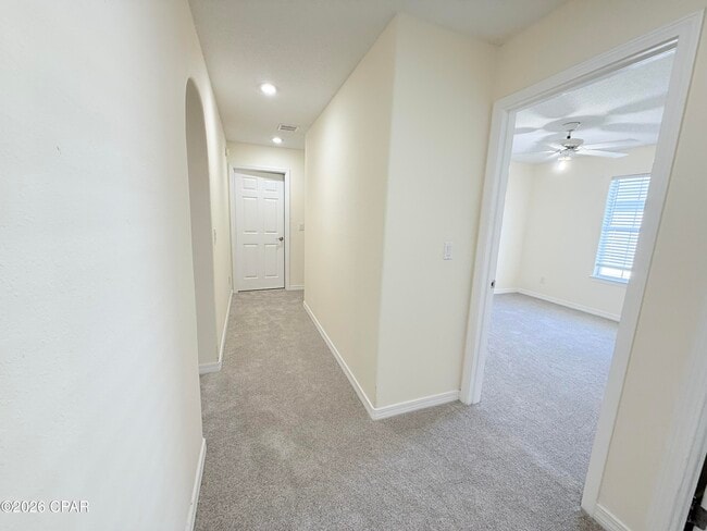 Building Photo - 409 Bainbridge St