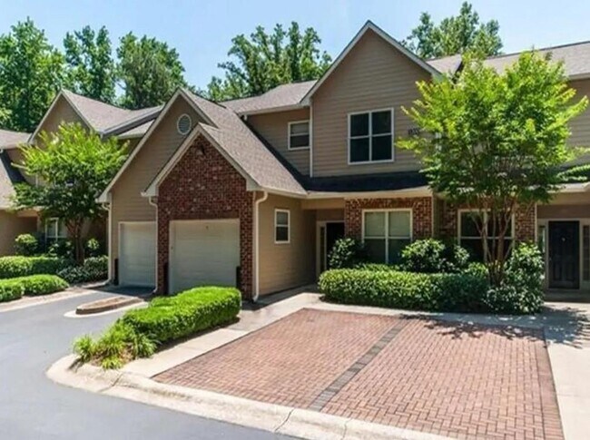 Building Photo - 1600 Blairs Bridge Rd