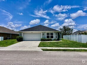 Building Photo - NO APPLICATION FEES! Move in today! 3 bedr...