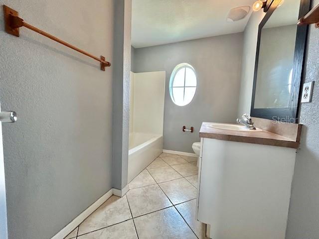 Building Photo - 462 Magpie Ct