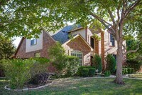 Building Photo - 4 bed Golf community for lease!