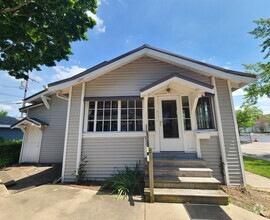 Building Photo - 2 Bedroom 1 Bath Home in Downtown St. Joseph