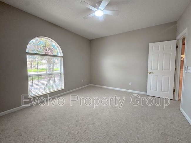 Building Photo - 822 Summer Bay Dr