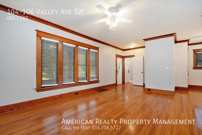 Building Photo - 104-106 Valley Ave SW-