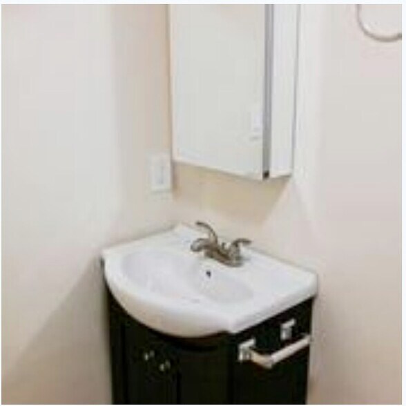 Building Photo - 712 Shawmut Ave