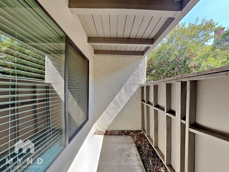Building Photo - 2524 T St