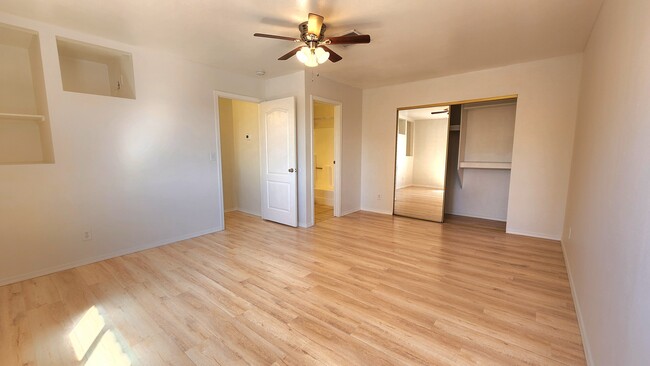 Oversized Primary Bedroom - 6131 E Greenway St