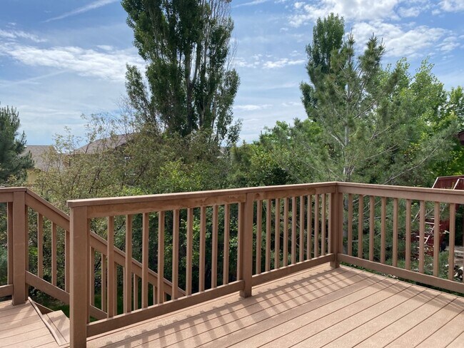 Building Photo - $300 Off 1st Month if Lease Starts by 4/10!