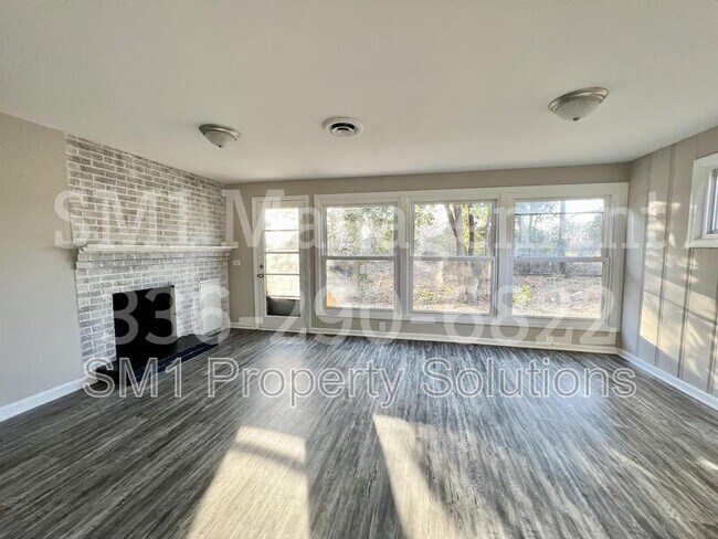 Building Photo - 638 Hodgin Valley Rd