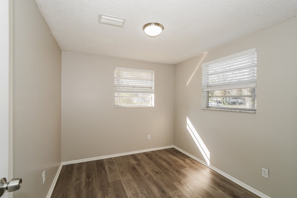 Building Photo - 2014 E Humphrey St