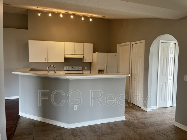 Building Photo - 938 Gateshead Ct