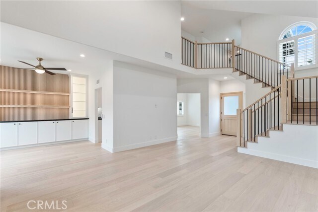 Building Photo - 2750 Point Del Mar