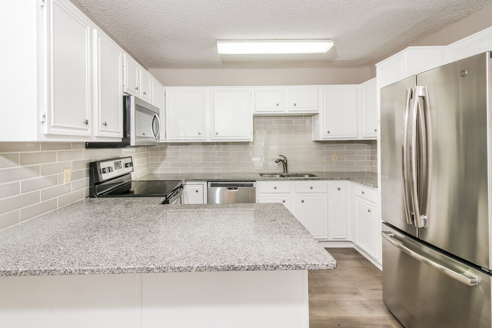 Building Photo - 7900 Flowertree Ct