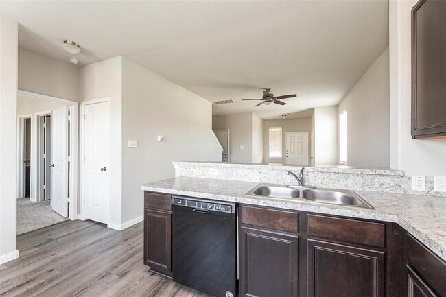 Building Photo - 3007 Orchid Ranch Dr