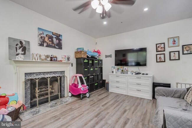 Building Photo - 3107 Ladova Way