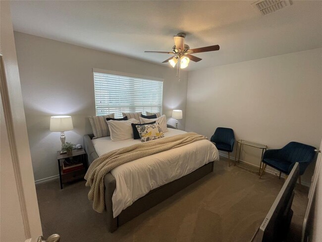Building Photo - 2521 Weatherford Heights Dr
