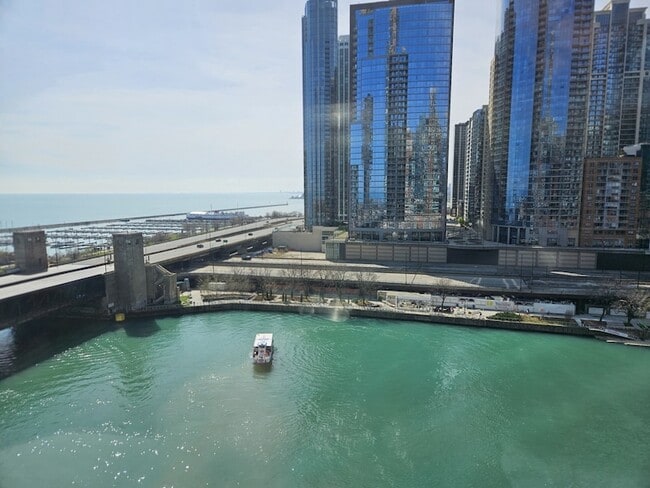 Building Photo - 445 E North Water St