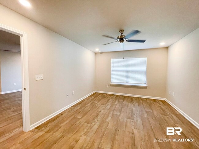 Building Photo - 10252 Ruffian Route