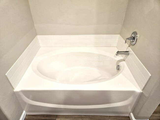 Building Photo - 1616 Amaranth Ln