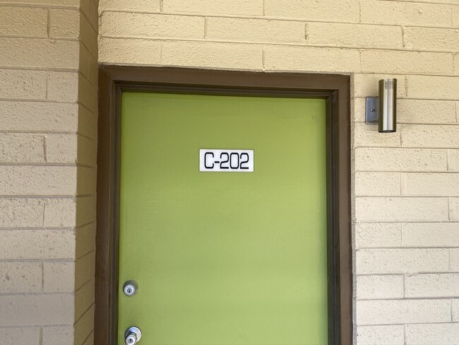 Primary Photo - ALL UTILITIES INCLUDED