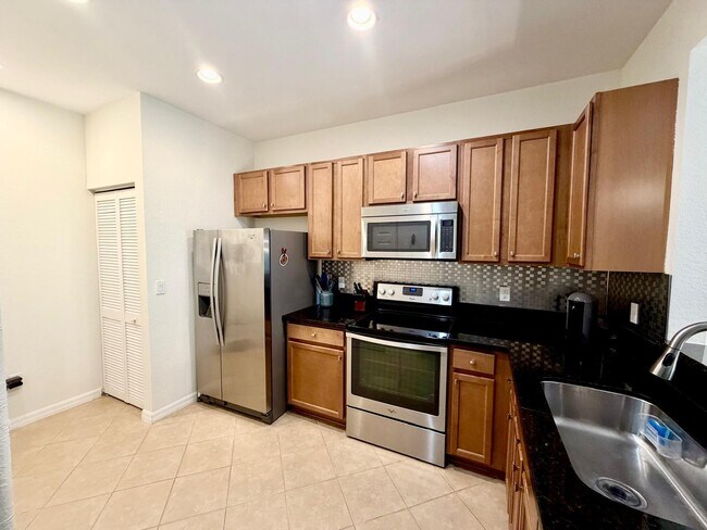 Building Photo - 358 Lake Monterey Cir