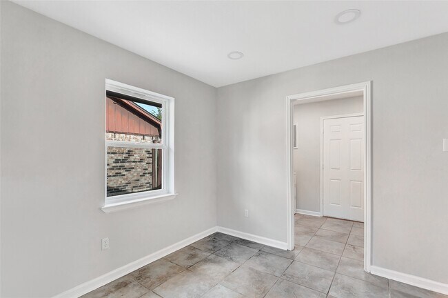 Building Photo - 1038 Cottage Oak Ln