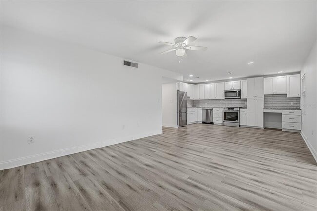 Building Photo - 379 S McMullen Booth Rd