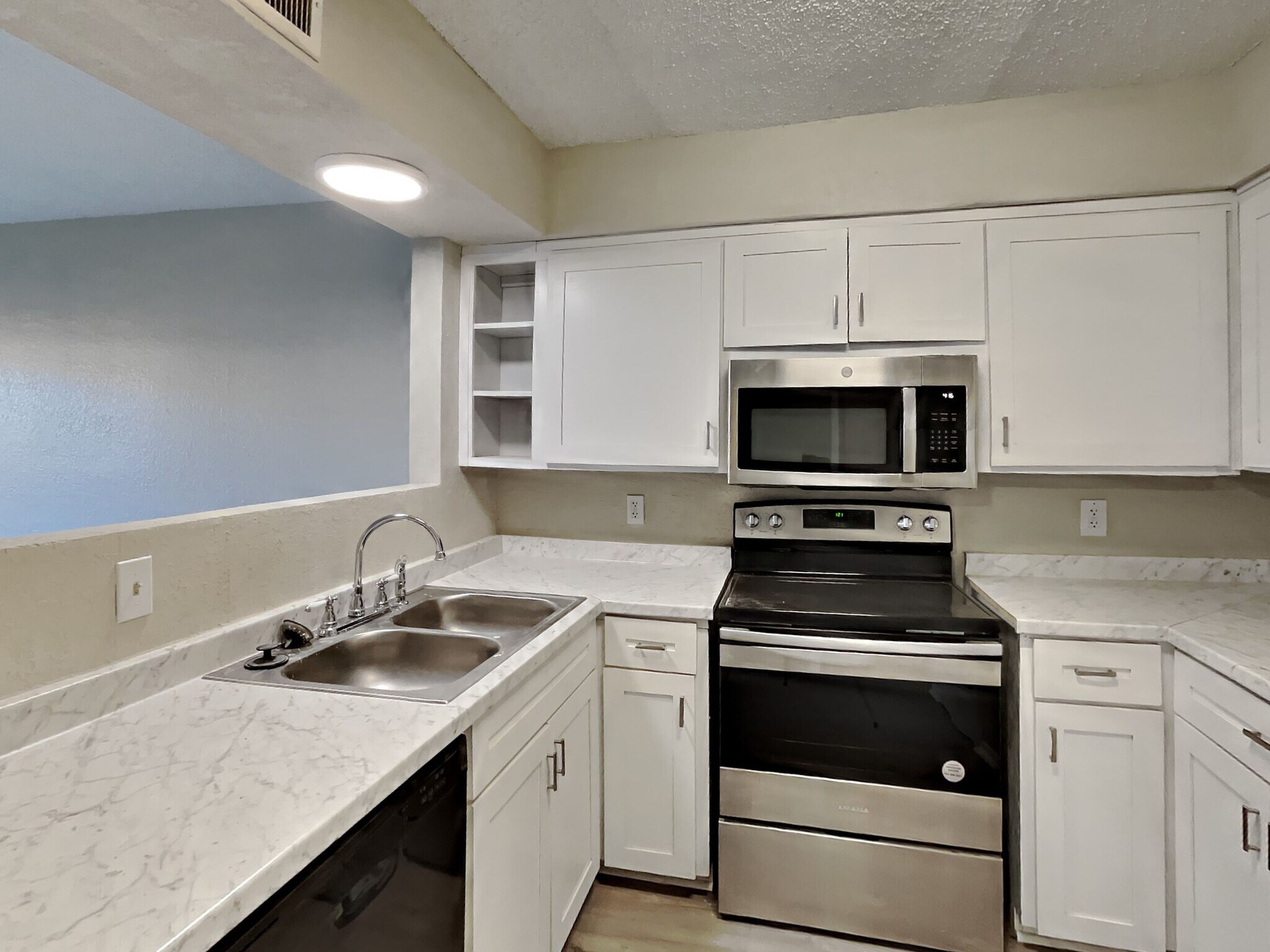 Building Photo - 3255 B 62nd St