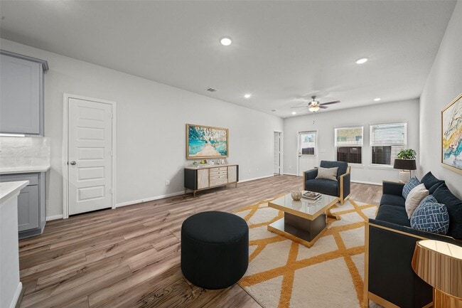 Building Photo - 8340 Bristlecone Pne Wy