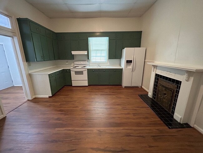 Building Photo - 4/3 House in North Rome- $1,550