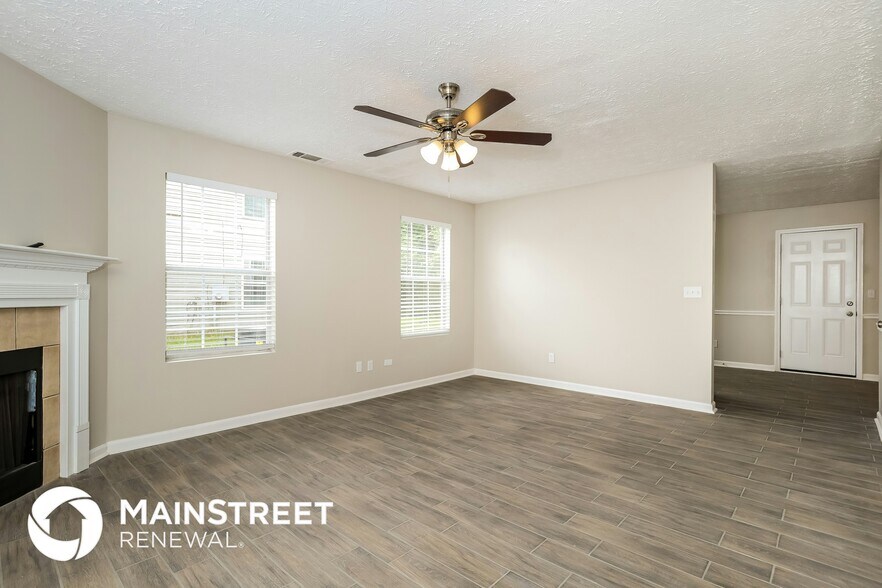 Building Photo - 5485 Denny Dr