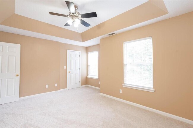 Building Photo - 102 Timber Ridge Dr