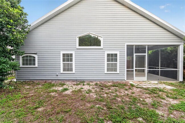 Building Photo - 914 SW 83rd Terrace