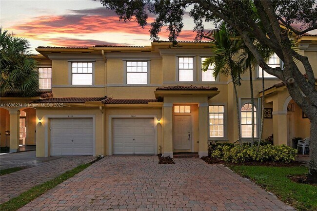 Building Photo - 2508 SW 85th Terrace