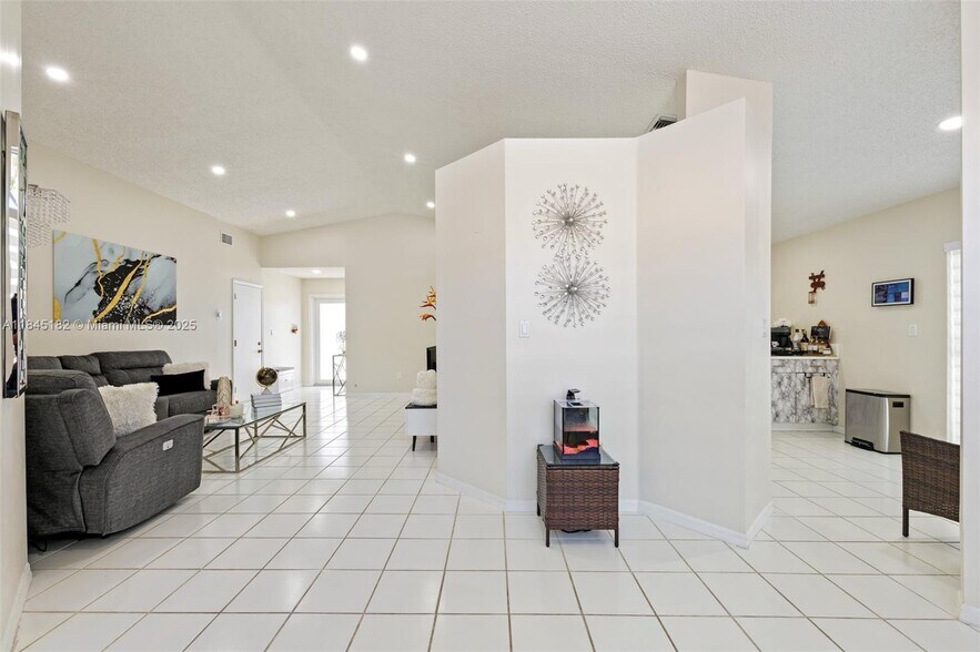 Building Photo - 12340 SW 144th Ter