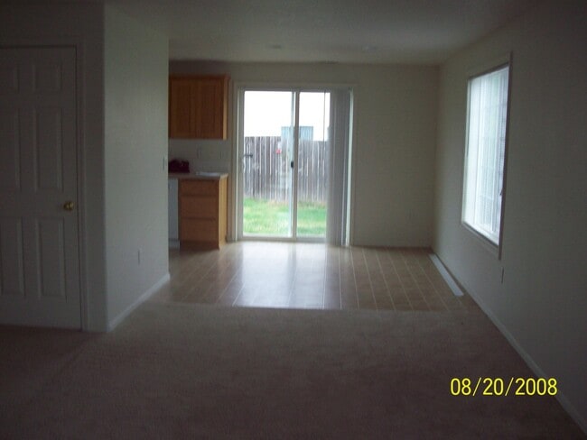 Building Photo - 2257 SW Barber Ln