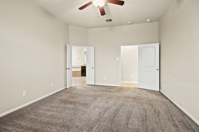 Building Photo - 18114 Dorman Draw Ln