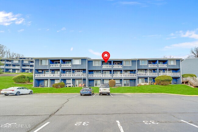 Building Photo - A-7 Twinlights Terrace