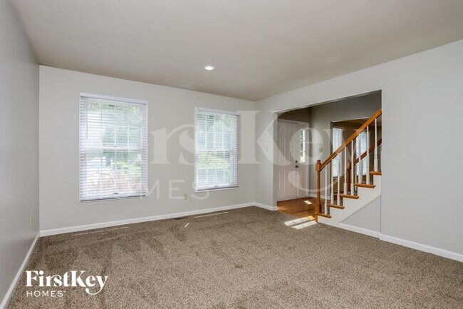 Building Photo - 16030 Surfview Ct