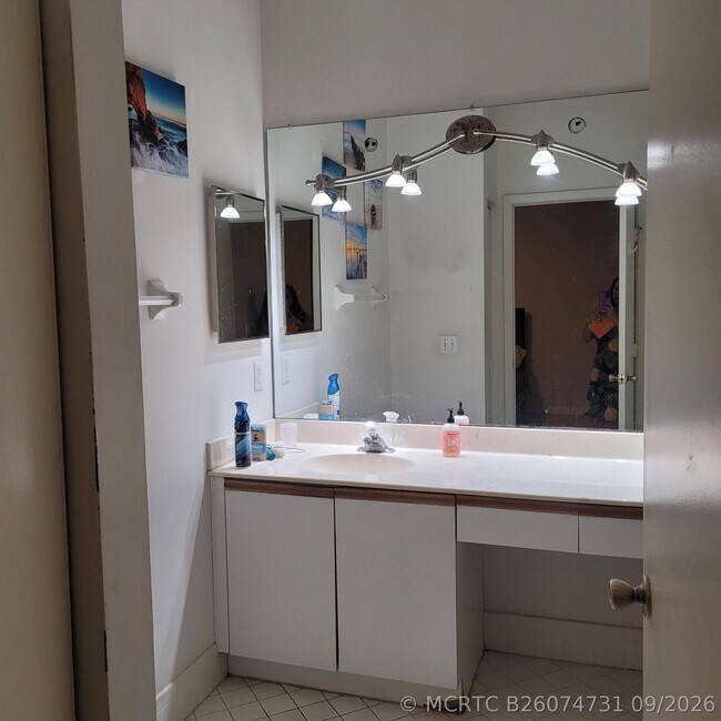 Building Photo - 5406 Firenze Dr