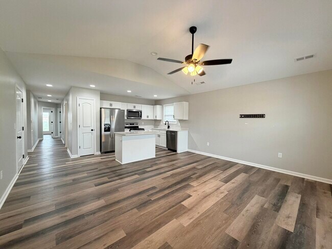 Building Photo - 7028 Caravan Dr