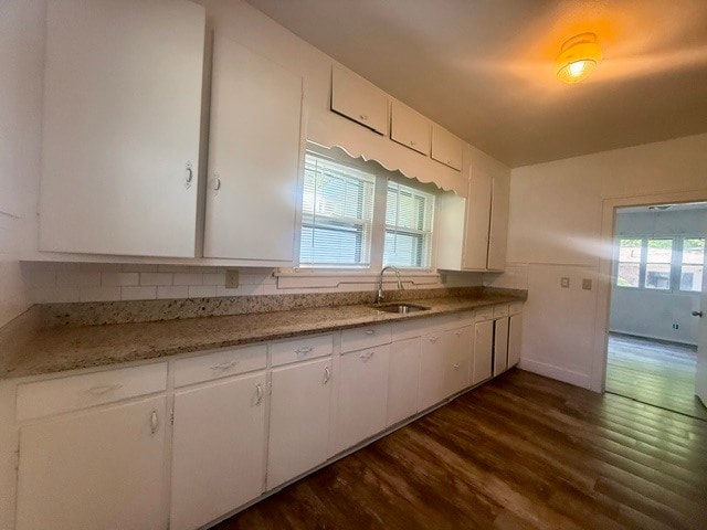 Building Photo - 605 Oak Park Dr