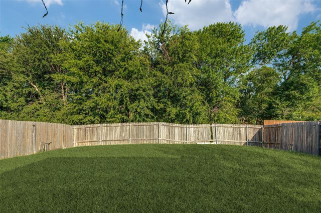Building Photo - 1800 Black Willow Trail
