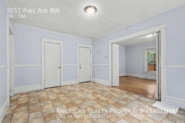 Building Photo - 1051 Pine Ave NW