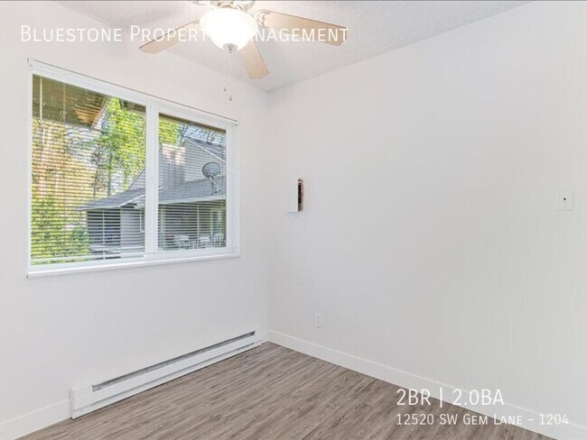 Building Photo - 12520 SW Gem Ln
