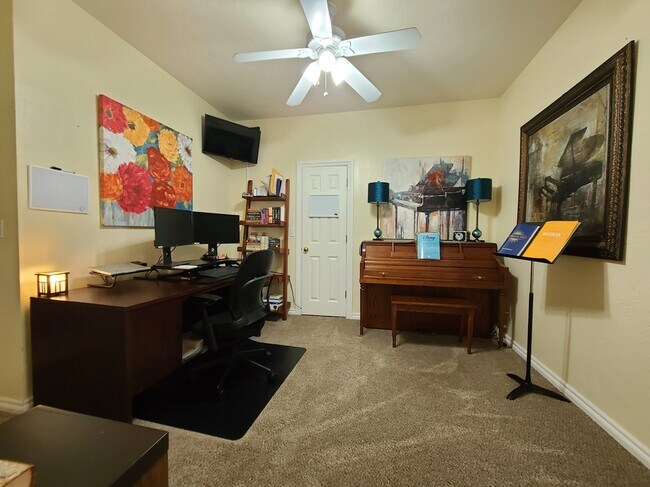 Building Photo - 413 Hamptonridge Rd