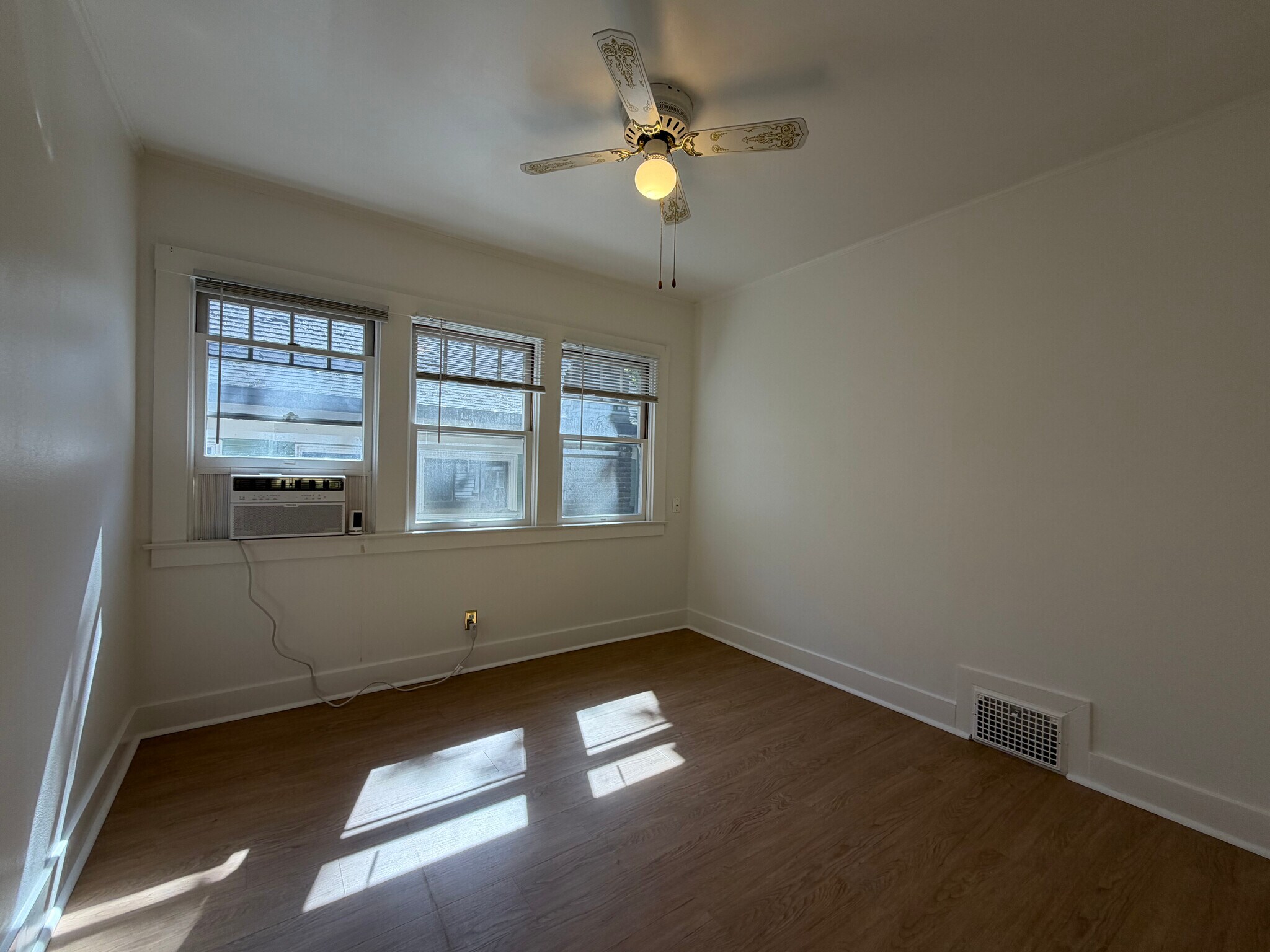 Bedroom - 2202 G St