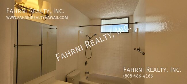 Building Photo - "Woodlawn Terrace" Melemanu 2 Bedroom, 1 B...